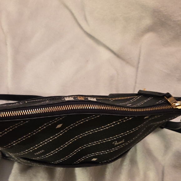 Fossil Striped Black, Cream & Tan Crossbody Bag...like New! - Picture 6 of 10